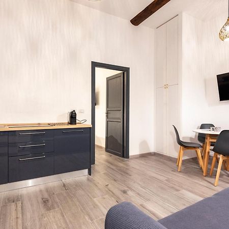Castelli'S Apartments Campo 10 Genoa Luaran gambar