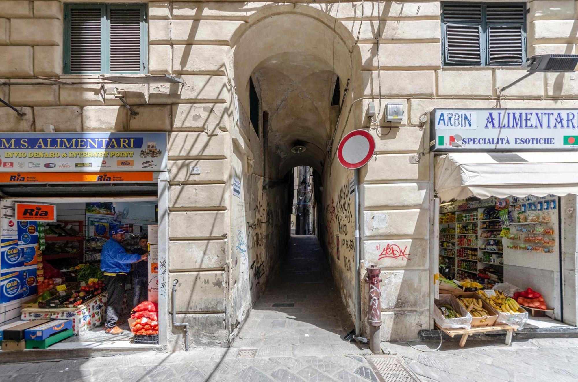 Castelli'S Apartments Campo 10 Genoa Luaran gambar