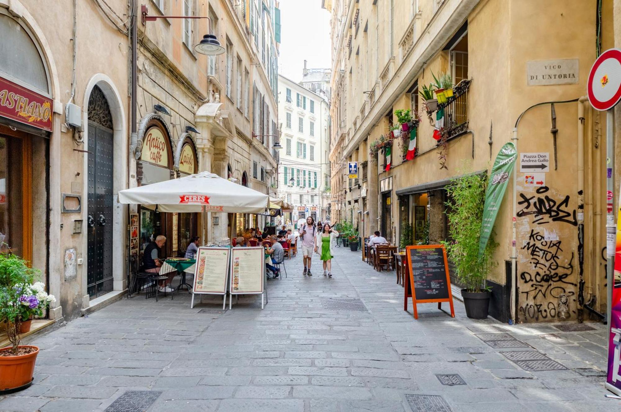 Castelli'S Apartments Campo 10 Genoa Luaran gambar
