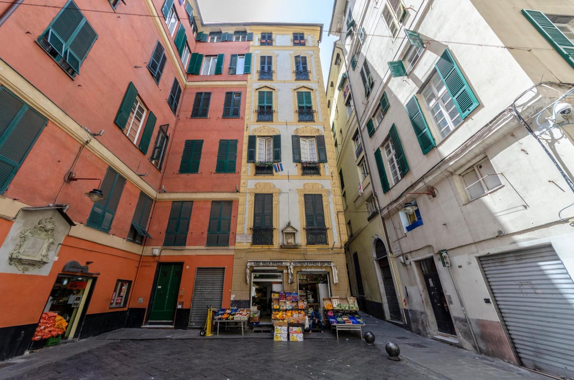 Castelli'S Apartments Campo 10 Genoa Luaran gambar